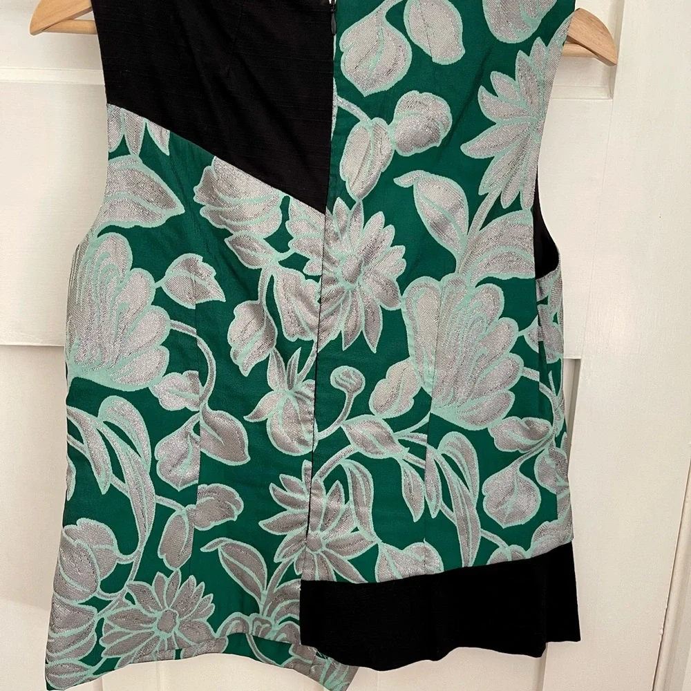 Asymmetric Veronika Maine top - Picture 2 of 7